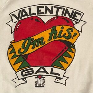 Vintage Retro 80s Heart Valentine Graphic long sleeve sweatshirt XL